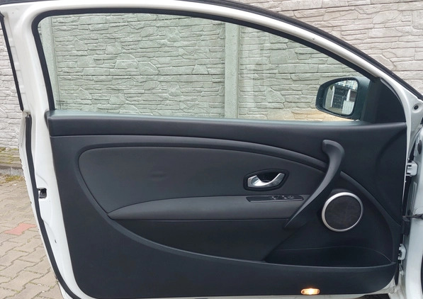 Renault Megane cena 17300 przebieg: 236550, rok produkcji 2009 z Białobrzegi małe 407